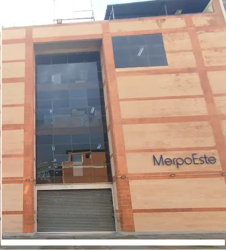 Alquiler Local Cc Merpoeste, Dl.