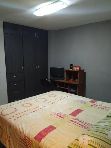 Imagen 8 de 13 de Apartamento Paraparal (la024)