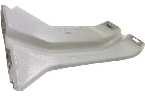 Soporte Salpicadera Der Audi A1 8x 11-18 #8x0 821 136 (Usado)
