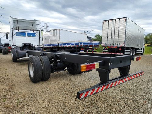 Mercedes Benz Mb 1718 Ano 2012 Toco No Chassi.