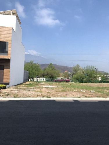 Terreno Plano Privada Valle De Cristal, Monterrey  