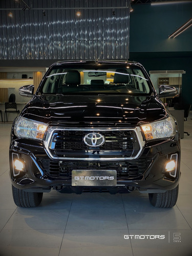 Toyota Hilux 2.7 Srv Cab. Dupla 4x2 Flex Aut. 4p