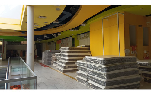Arriendo Local Comercial 1.365,07 M2 En Piso 4, Av. Argenti