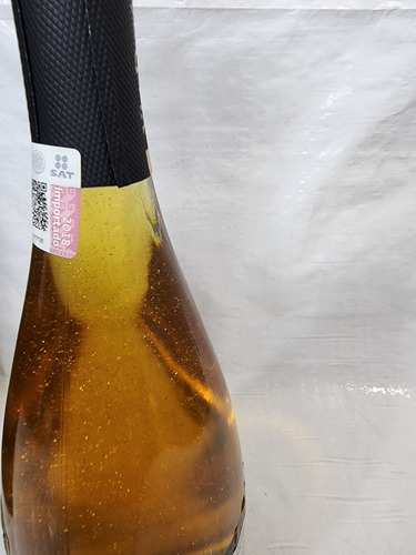 Botella Coleccionable Vin Dore 24k Con Polvo De Oro 24k (Usado)
