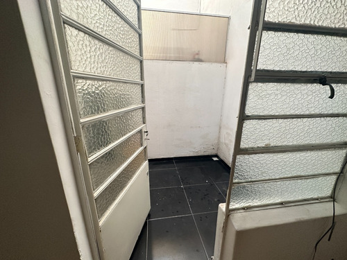 Escritorio - San Jose 1337 Apto 10