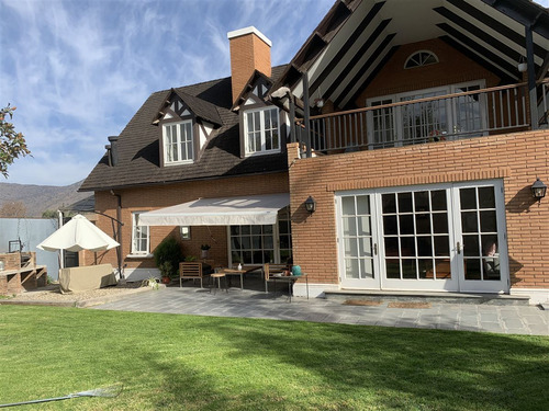 Casa En Arriendo En Lo Barnechea
