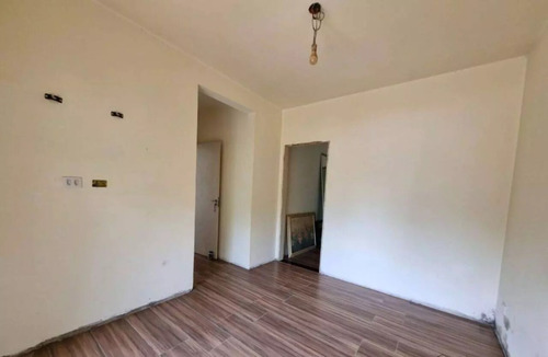 Casa Com 4 Suítes Em Condomínio
