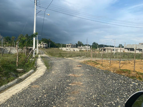 Solares De 180 Mts2 Economicos En Santo Domingo Norte. 