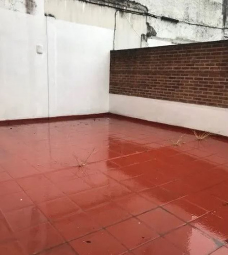Imagen 12 de 13 de Depto 2 Amb - 1° Piso - Dos Cocheras