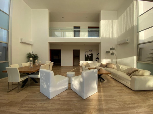 Imagen 11 de 30 de Casa En Venta En Mérida En Privada De Lujo Con 10 Recámaras