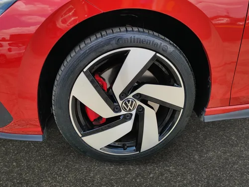 Volkswagen Golf 2024