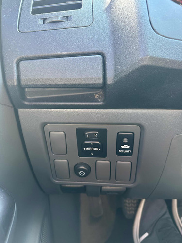 Toyota Hilux 3.0 Cd Srv 171cv 4x4 - A3