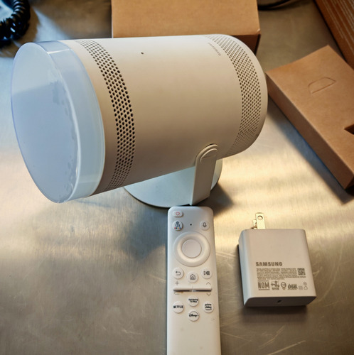 Proyector Samsung The Freestyle 2da Gen , Sp-lff3clax Blanco (Usado)