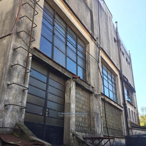 Venta Local Industrial O Depósito, En La Comercial