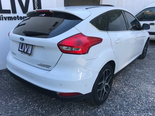 Ford Focus Titanium 2.0l At Año 2016 - Liv Motors