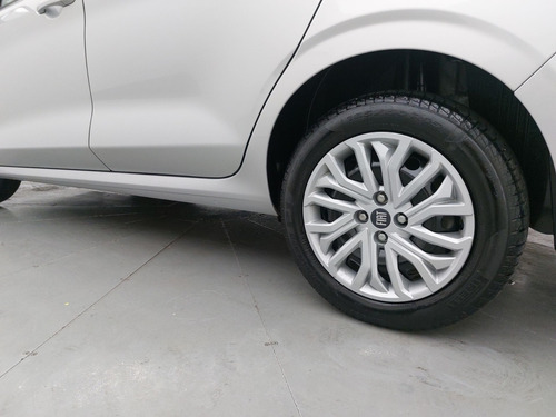 Fiat Cronos 1.3 FIREFLY FLEX DRIVE MANUAL