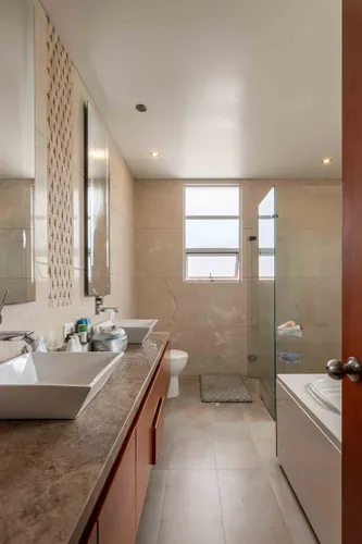 Casa En Arriendo/venta En El Tejar. Cod A7604