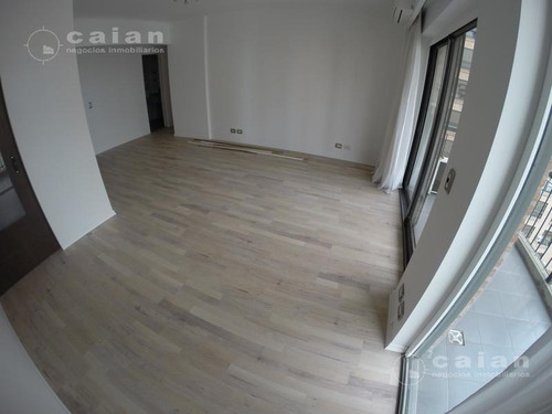 Imagen 3 de 15 de Venta - 2 Ambientes Y Medio - Cochera Fija Cubierta Y Baulera - Amenities - Vig. 24 Hs.