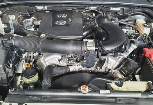 Imagen 14 de 15 de Toyota Fortuner Trd Automática 4x4