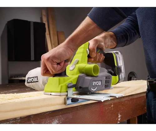 Cepillo Para Madera Ryobi Inalámbrico De 3-1/4 Pulgadas