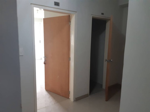 Imagen 7 de 9 de Noreida Delgado +58 414-1431887 / Apartamento En Venta Las Chimeneas Valencia Residencias Monreale.