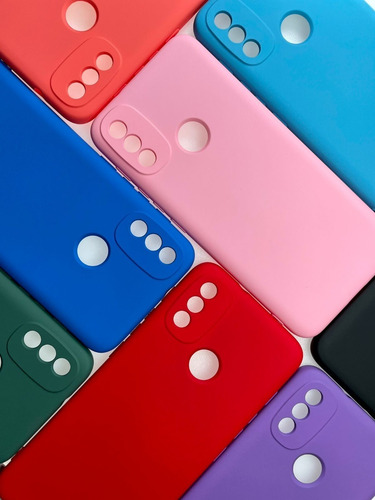 Imagem 2 de 10 de Capa Capinha Case Silicone Premium Veludo Para Moto E20 6.5