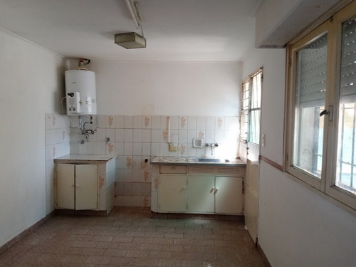 Imagen 3 de 8 de Casa En Barrio Banco Provincia