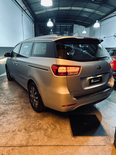 Kia Carnival 2.2 Crdi Ex Premium