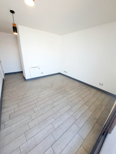 Moderna Arquitectura 90mt,2d2b, Sta. Victoria/ Emilio Vaisse