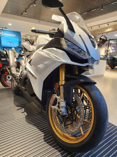 Aprilia Rsv4 Factory