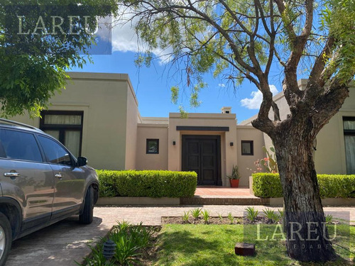 Casa En Venta, El Lucero