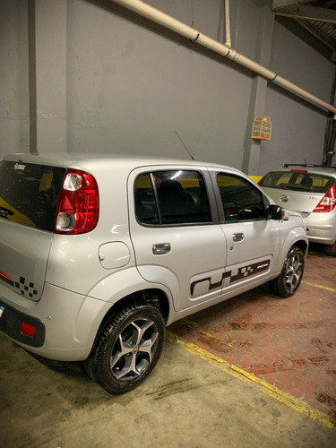 Fiat Uno 1.0 Vivace Celeb. Flex 5P