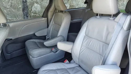 Toyota Sienna 3.5 Xle Piel At