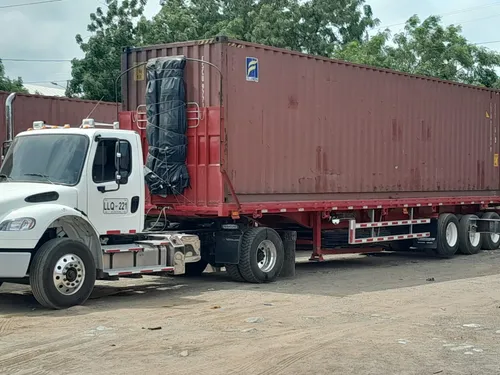 Freigthliner M2-106 Modelo 2023