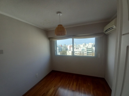 Alquiler Apartamento 4 Dormitorios Penthouse Duplex + Garaje - Pocitos