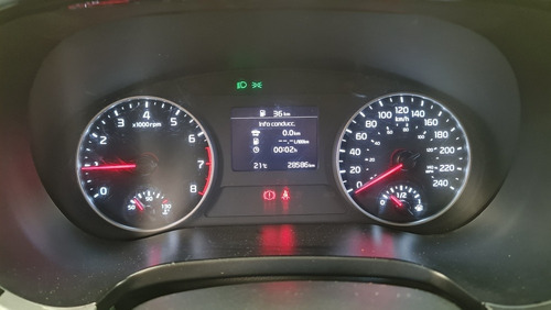 Imagen 8 de 15 de Kia Seltos 2020 1.6 Ex Mt