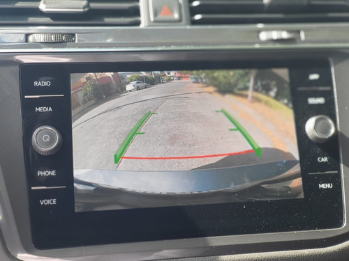 Imagen 13 de 15 de Volkswagen Tiguan Comfortline Dgs
