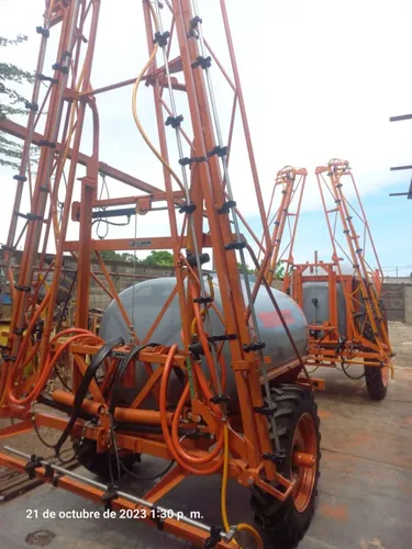 Fumigadora jacto 2000 litros usadas hotsell