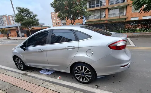 Ford Fiesta 1.6 Titanium At
