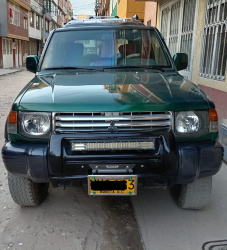 Mitsubishi Montero 3.0 V13