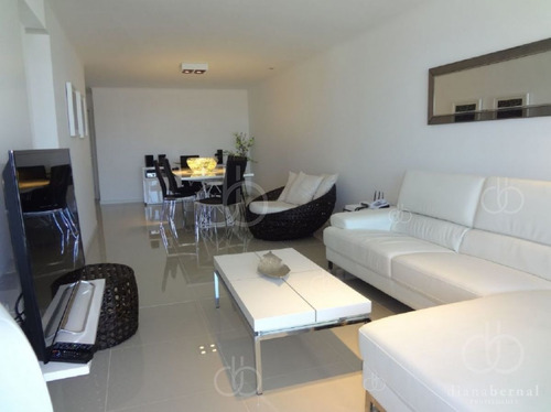 Imagen 5 de 27 de Apartamento En Brava, 3 Dormitorios
