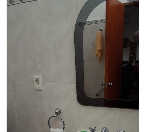 Imagen 5 de 15 de Dueño Vende Excelente Casa Y Dos Apartamentos C/ Cocheras En Zona Cno. Maldonado Y Libia