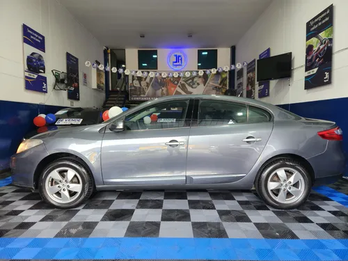 Renault Fluence 2.0 Privilege