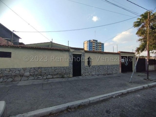 Excelente Terreno Con Casa, De 749 M2, En Plena Avenida La Mata, Cabudare, Lara