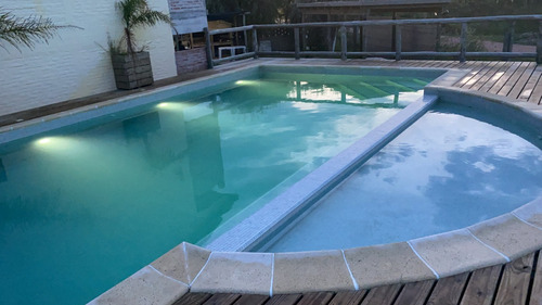 Apartamento Con Piscina A Una Cuadra Del Océano Aguas Dulces Rocha.