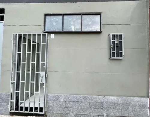 Bodega Con Local En Arriendo