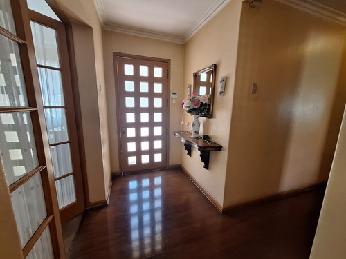 Excelente Y Luminosa Casa De Un Piso. Bilbao/ Ossa #40887