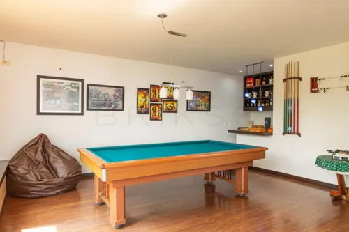 Casa En Venta En Las Lomitas. Cod V50990