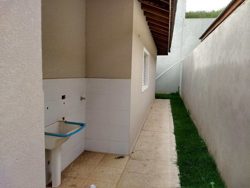 Imagem 8 de 13 de Casa Com 02 Dormitórios- Vila Santa Helena- Atibaia - V1396