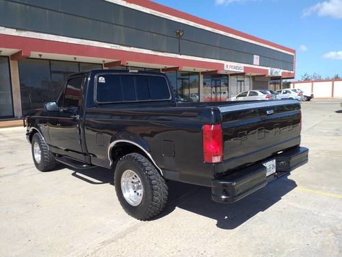 Imagen 3 de 18 de Ford F-150 25 Aniversario